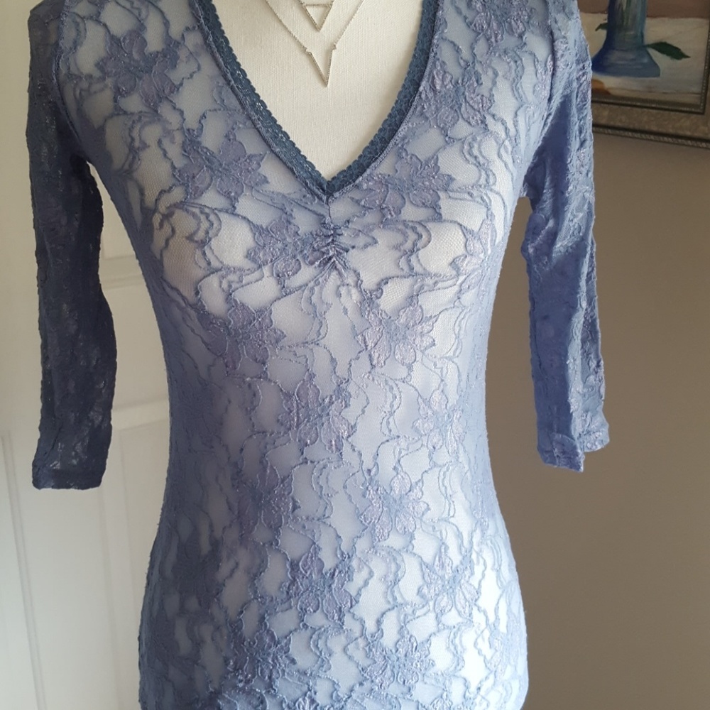 3/4 sleeve lace top
